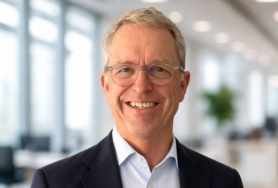 Georg Pescher Georg Pescher 913x619 px